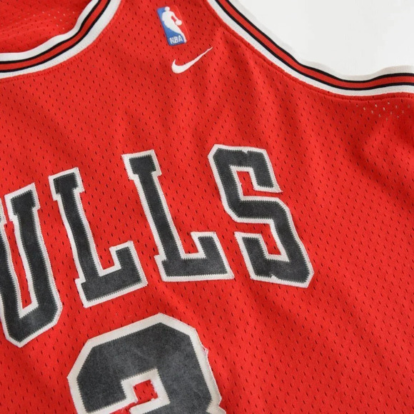 Vintage Nike Red Check Chicago Bulls Tyson Chandler 2001 NBA Home Jersey Size LG - Picture 11 of 12